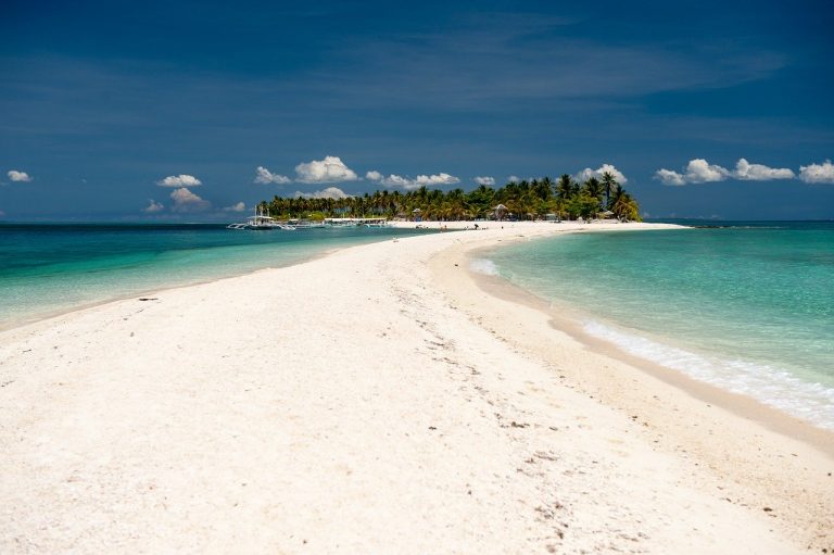 חוף ים בפיליפינים