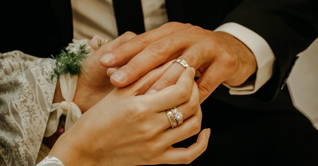 5 דברים שיחסכו לכם כסף בחתונה